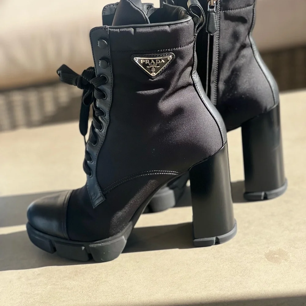 Prada Black Lace Up Boots 39 - Picture 9 of 9